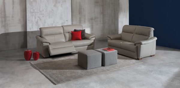 C063 Potenza Reclining Sofa & Loveseat by Natuzzi
