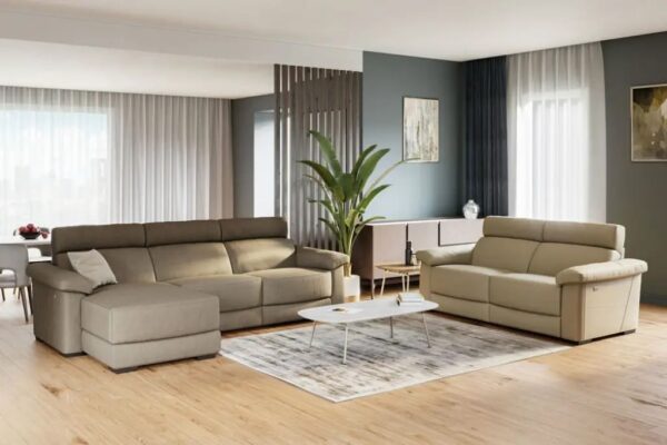 C126 Estremo Reclining Sectional w/Chaise by Natuzzi