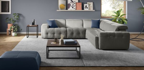 C157 Intenso Sectional by Natuzzi