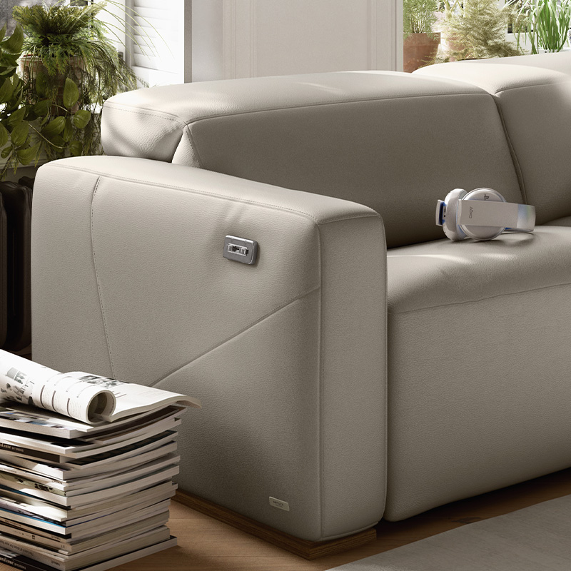C260 Baltimora by Natuzzi One Ten Home Furnishings