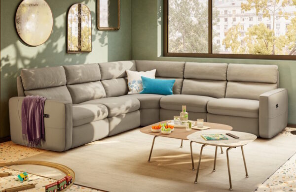 C252 Timoti Reclining Sectional by Natuzzi