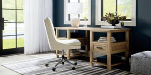 Sullivan Desk with Capron Chair from Bassett